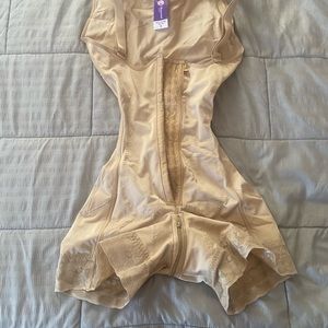 Snatched body stage 2 faja